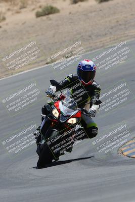 media/Apr-09-2023-SoCal Trackdays (Sun) [[333f347954]]/Turn 10 (115pm)/